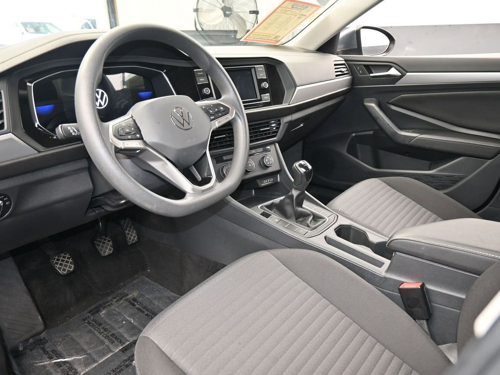 Used 2023 Volkswagen Jetta S image 12