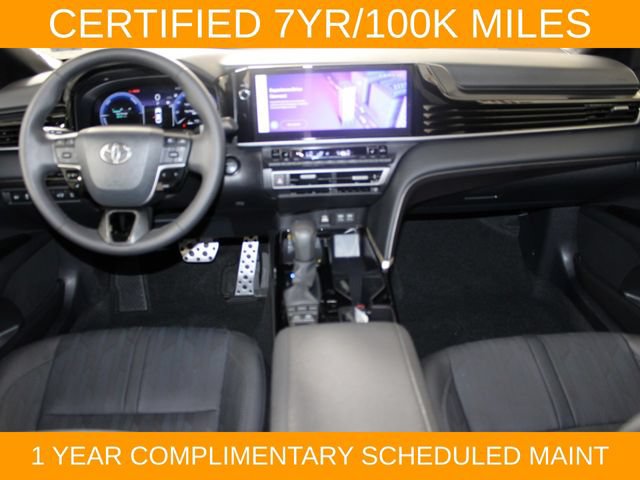 Used 2025 Toyota Camry XSE FWD image 13