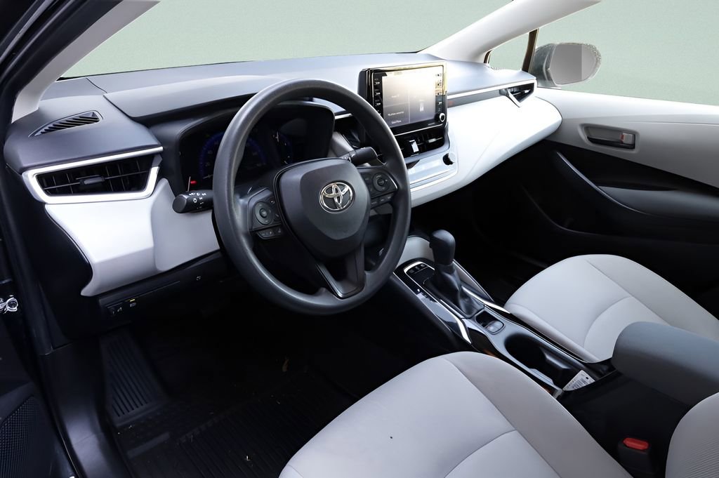Certified 2022 Toyota Corolla LE FWD image 27