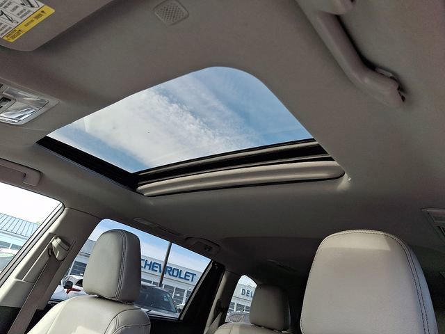 Used 2019 Toyota Highlander XLE AWD/4WD image 16