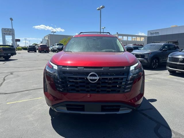 New 2026 Nissan Pathfinder Platinum w/ Cargo Package AWD/4WD image 4