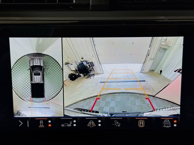 Used 2024 GMC Sierra 2500 Denali w/ Denali Reserve Package image 16