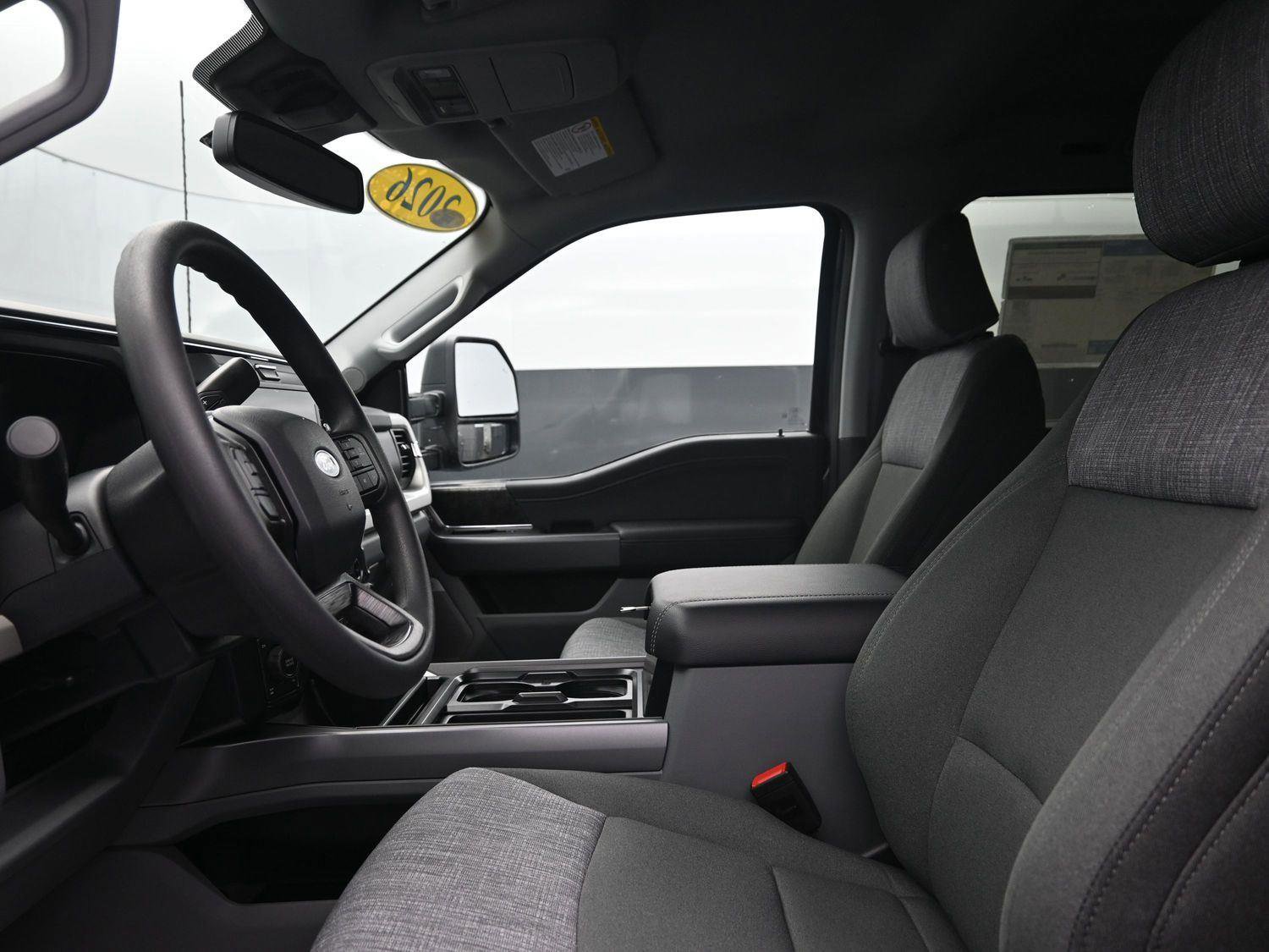 New 2026 Ford F250 XLT image 23