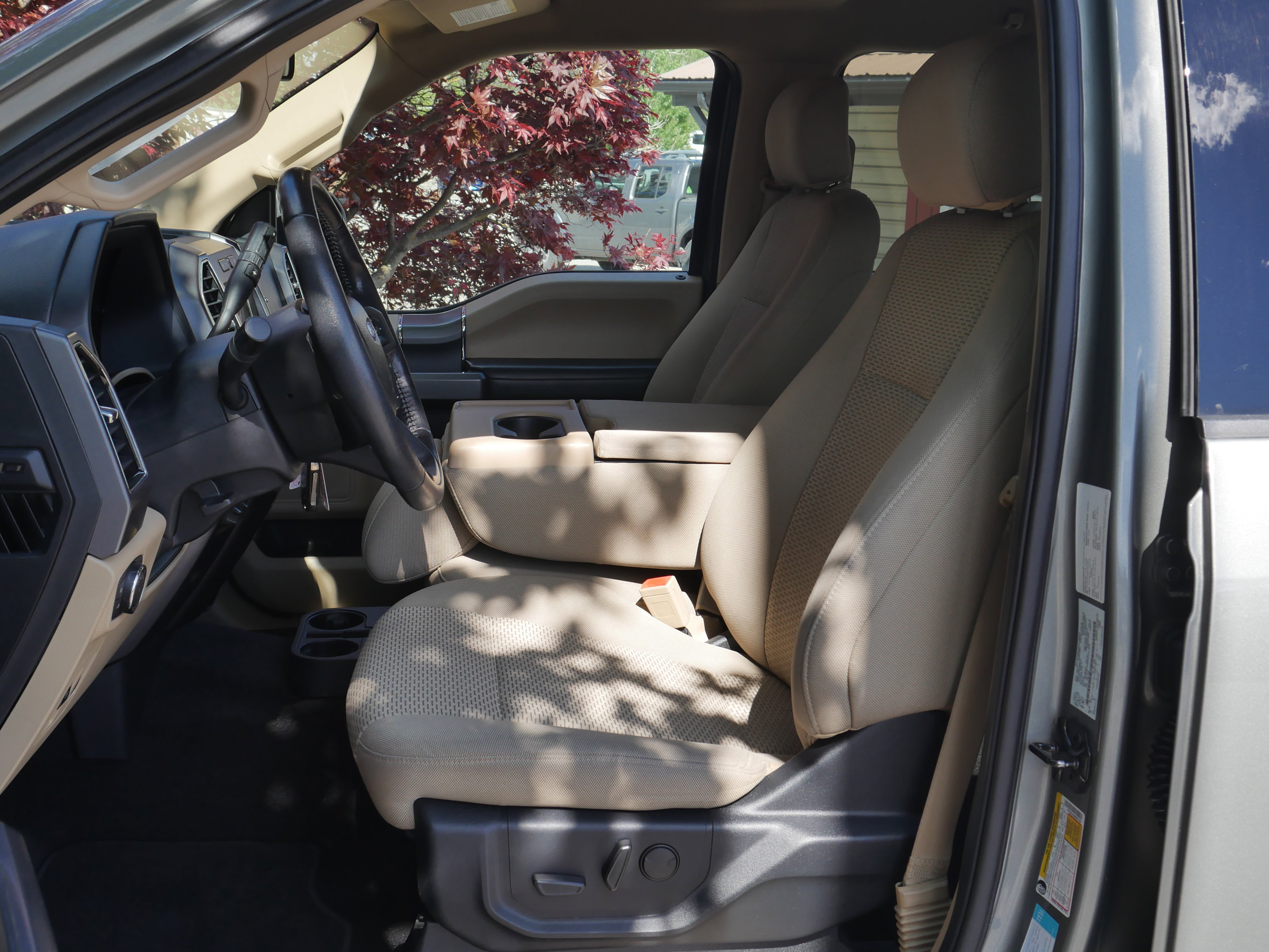 Used 2019 Ford F150 XLT w/ Equipment Group 302A Luxury AWD/4WD image 3