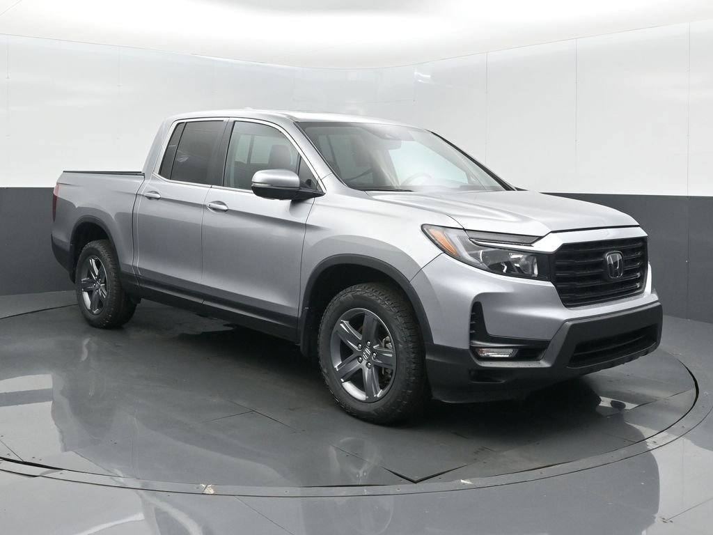 Certified 2023 Honda Ridgeline RTL image 2
