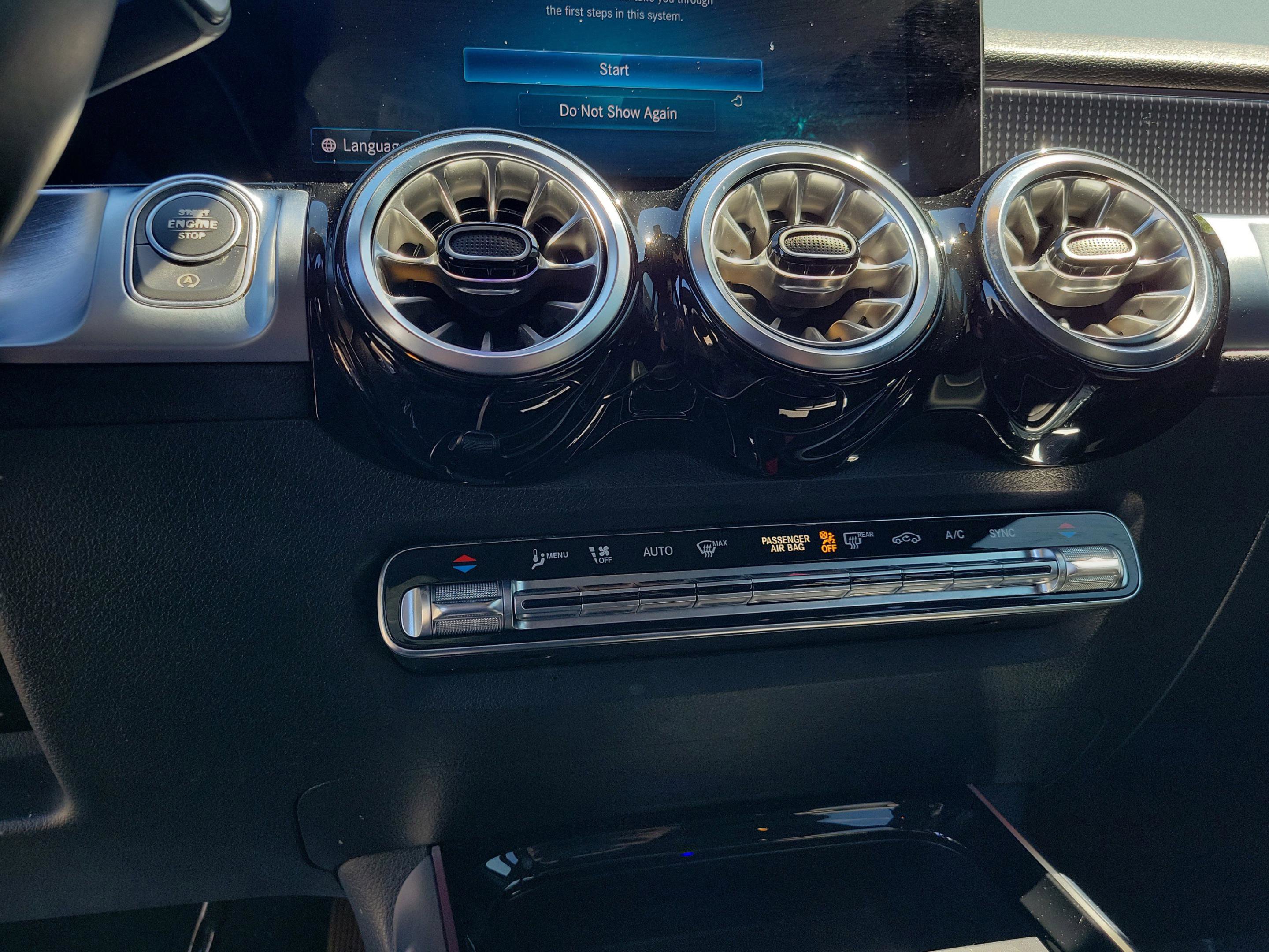 Certified 2022 Mercedes-Benz GLB 250 4MATIC image 25