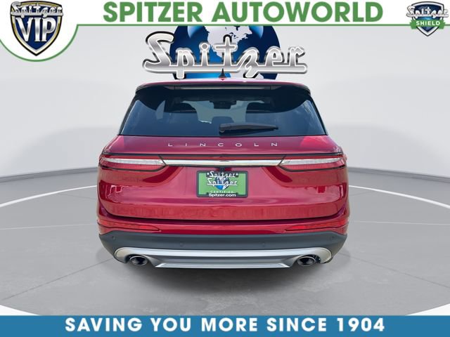 Used 2025 Lincoln Corsair Reserve image 8