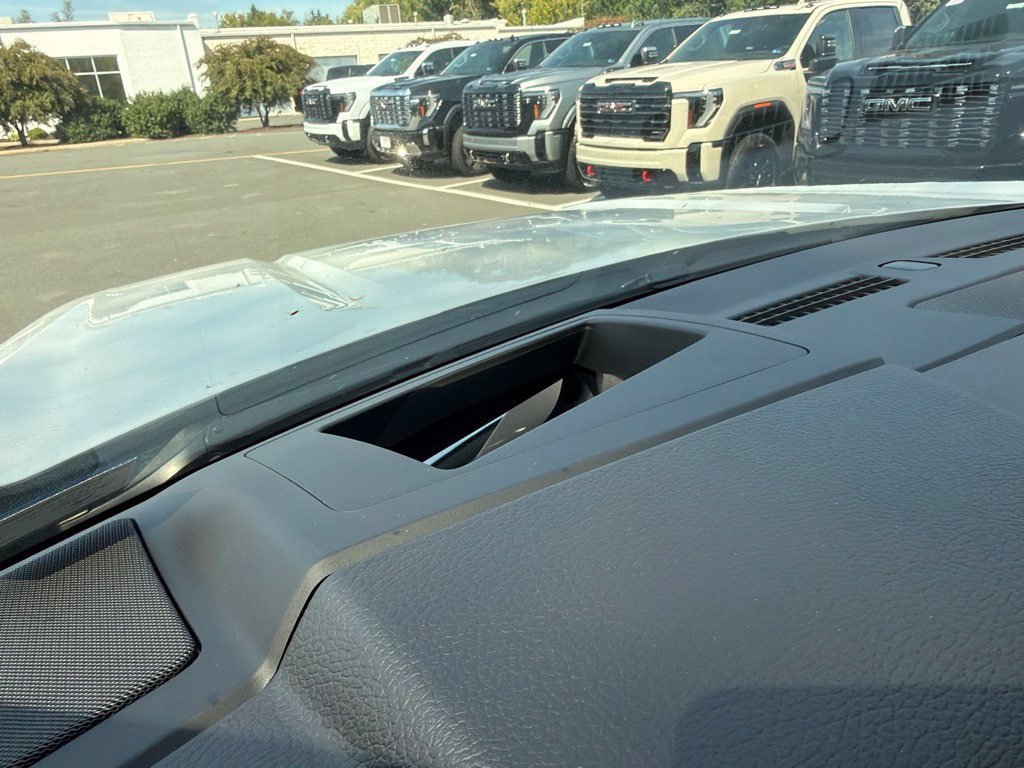 New 2026 GMC Yukon Denali w/ Denali Reserve Package AWD/4WD image 21