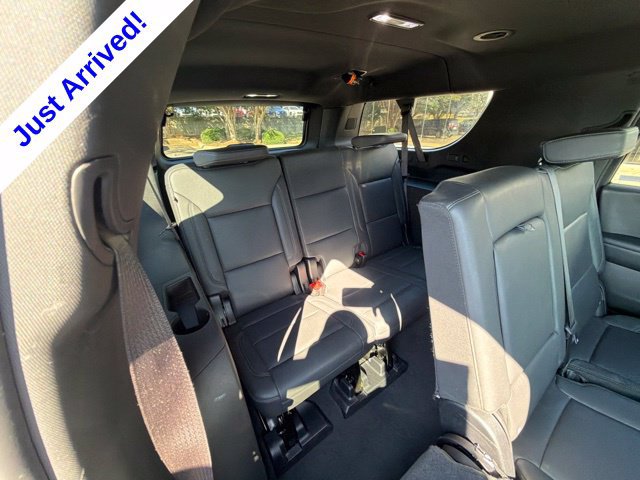 Used 2025 Chevrolet Suburban Z71 AWD/4WD image 40