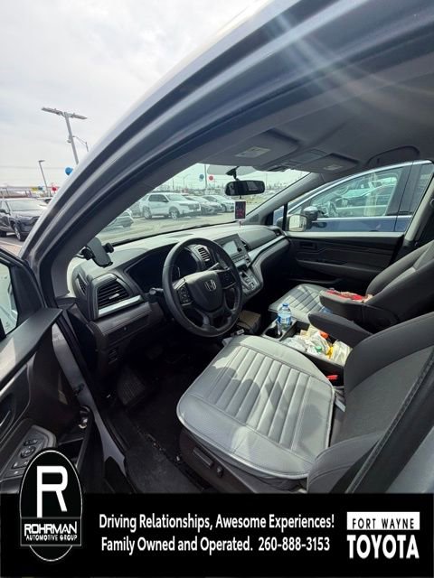 Used 2018 Honda Odyssey LX image 9
