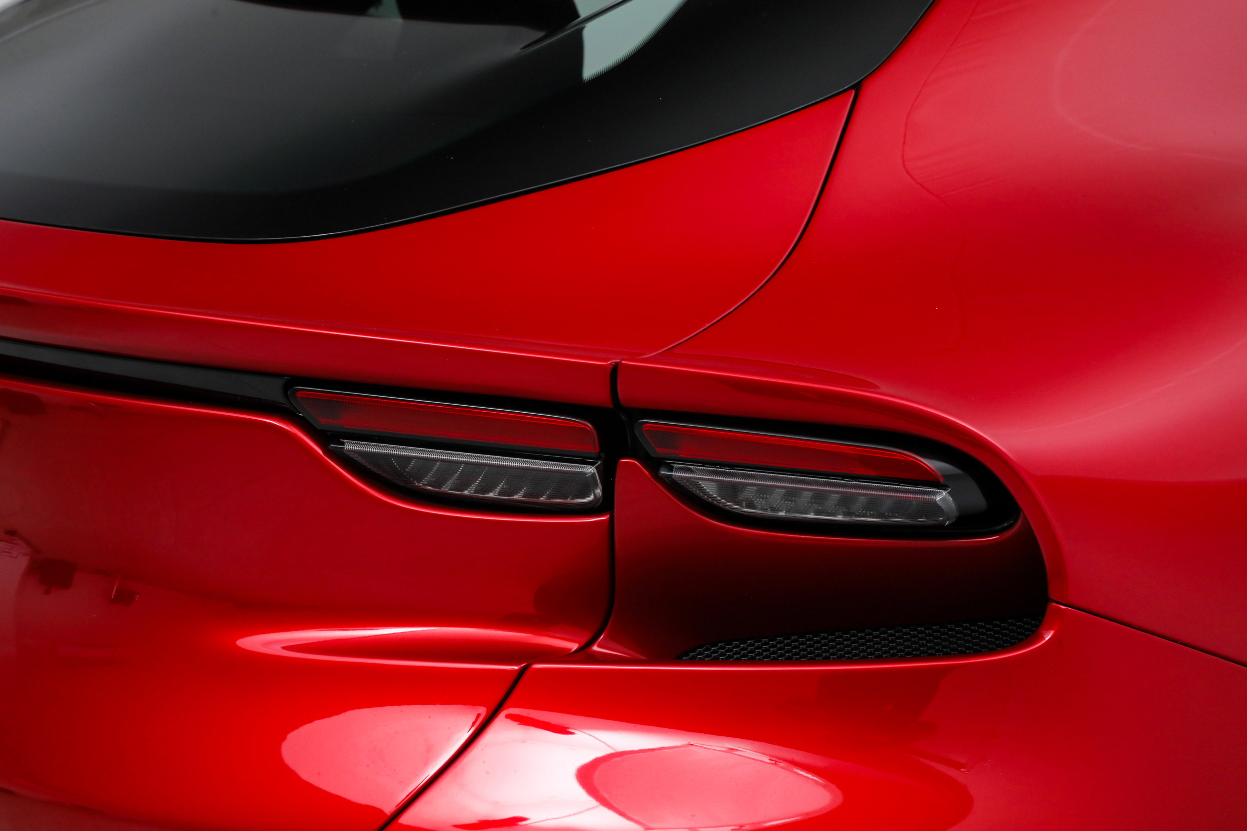 Certified 2024 Ferrari Purosangue AWD/4WD image 24