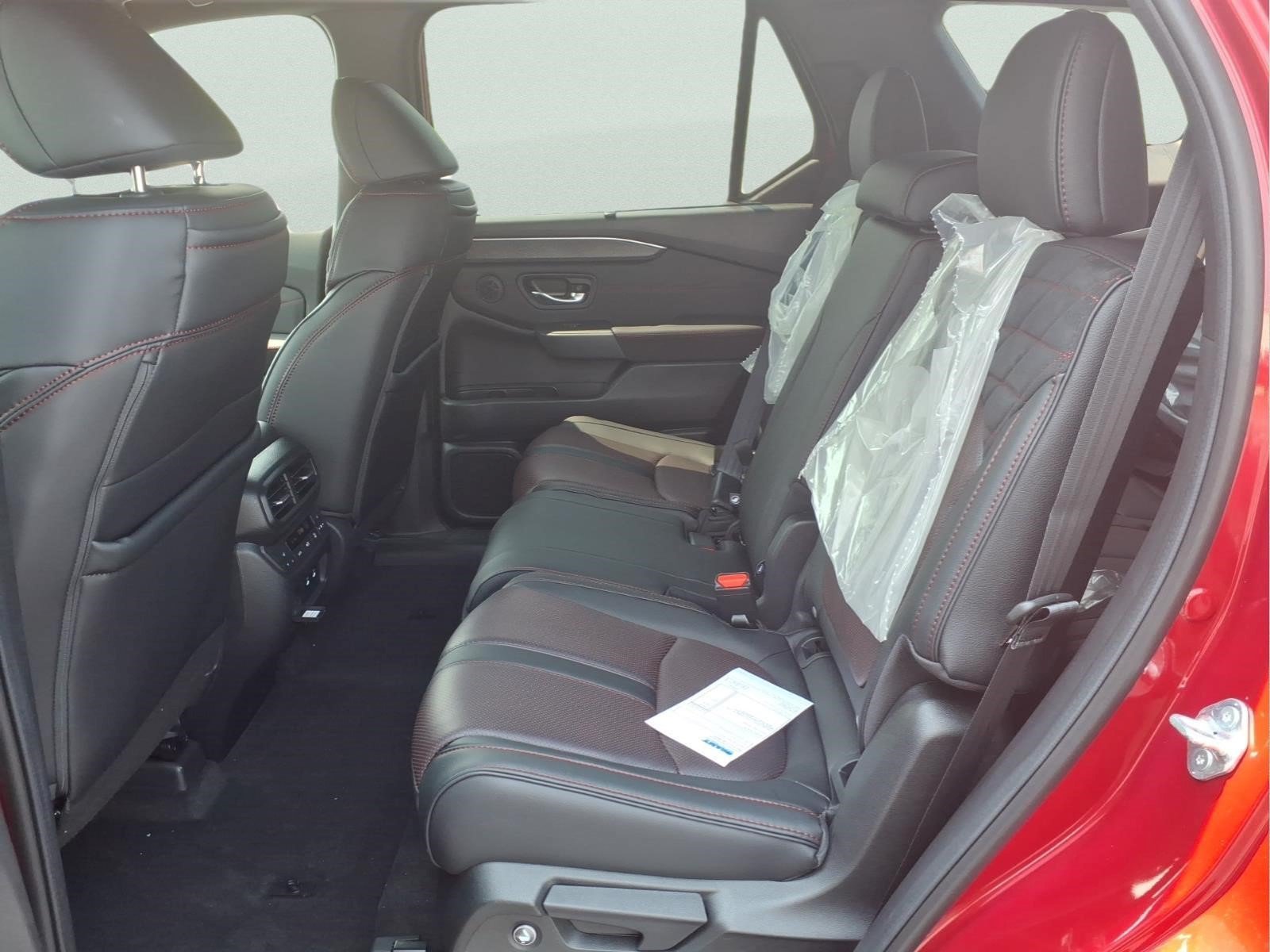 New 2026 Honda Pilot Black Edition image 12