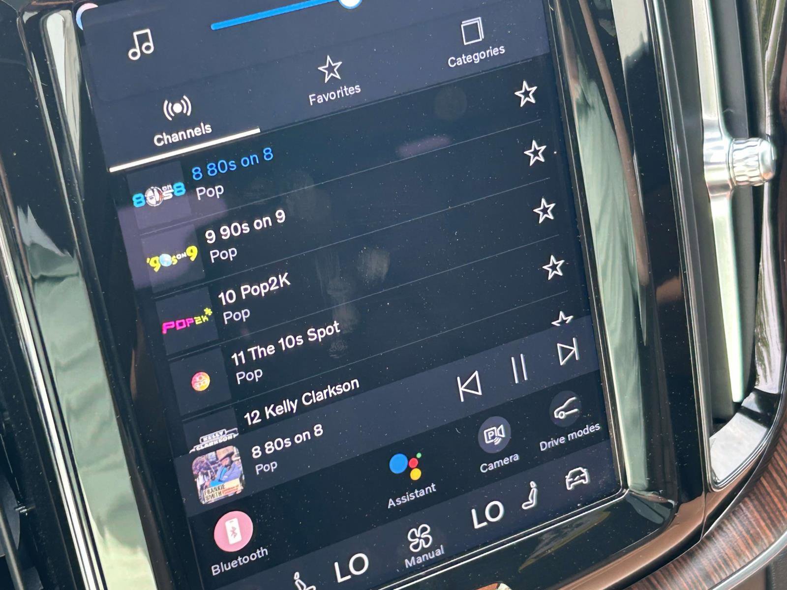 Certified 2024 Volvo XC60 B5 Plus image 26