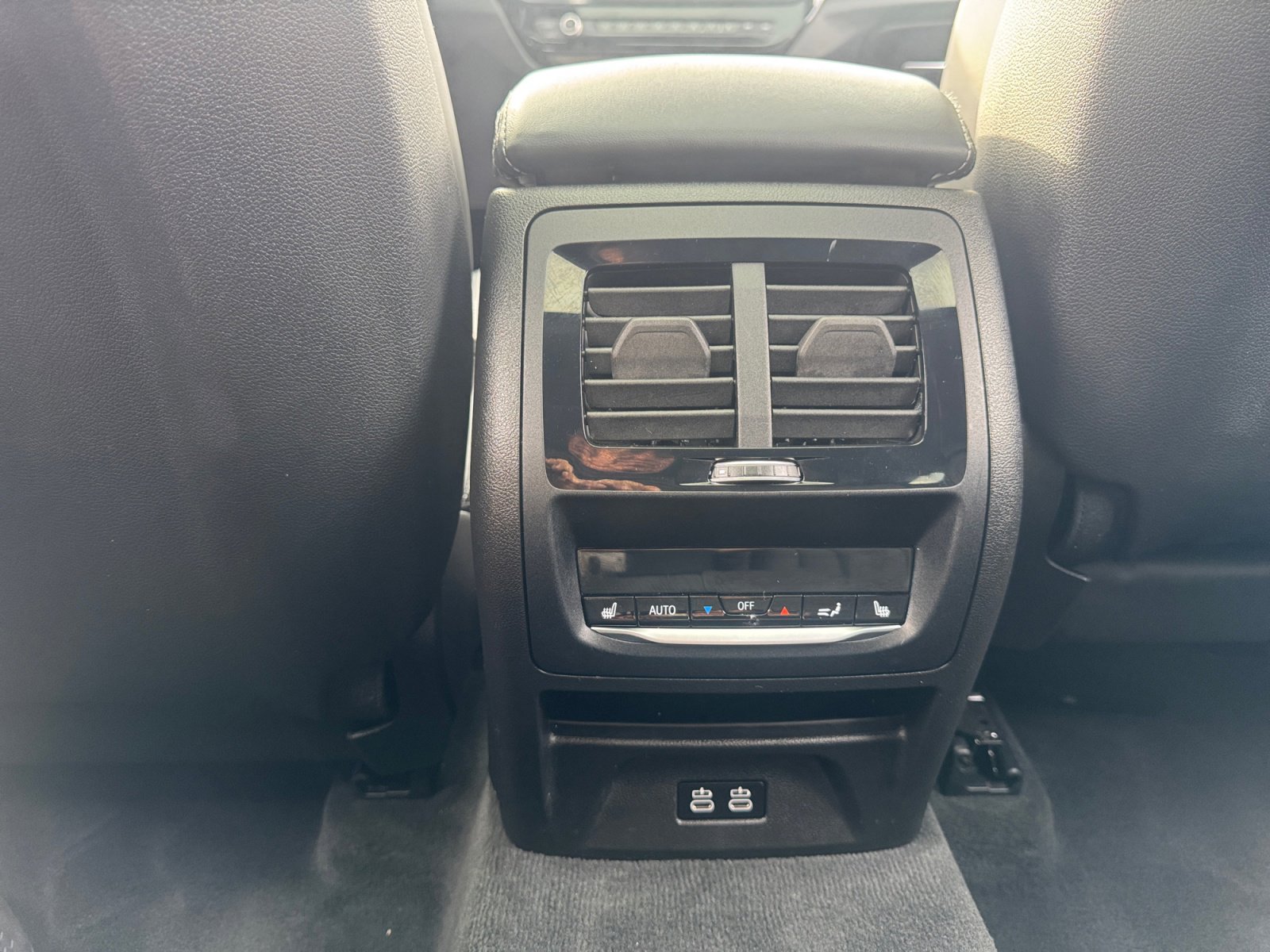 Used 2025 BMW X4 M w/ Competition Package image 32