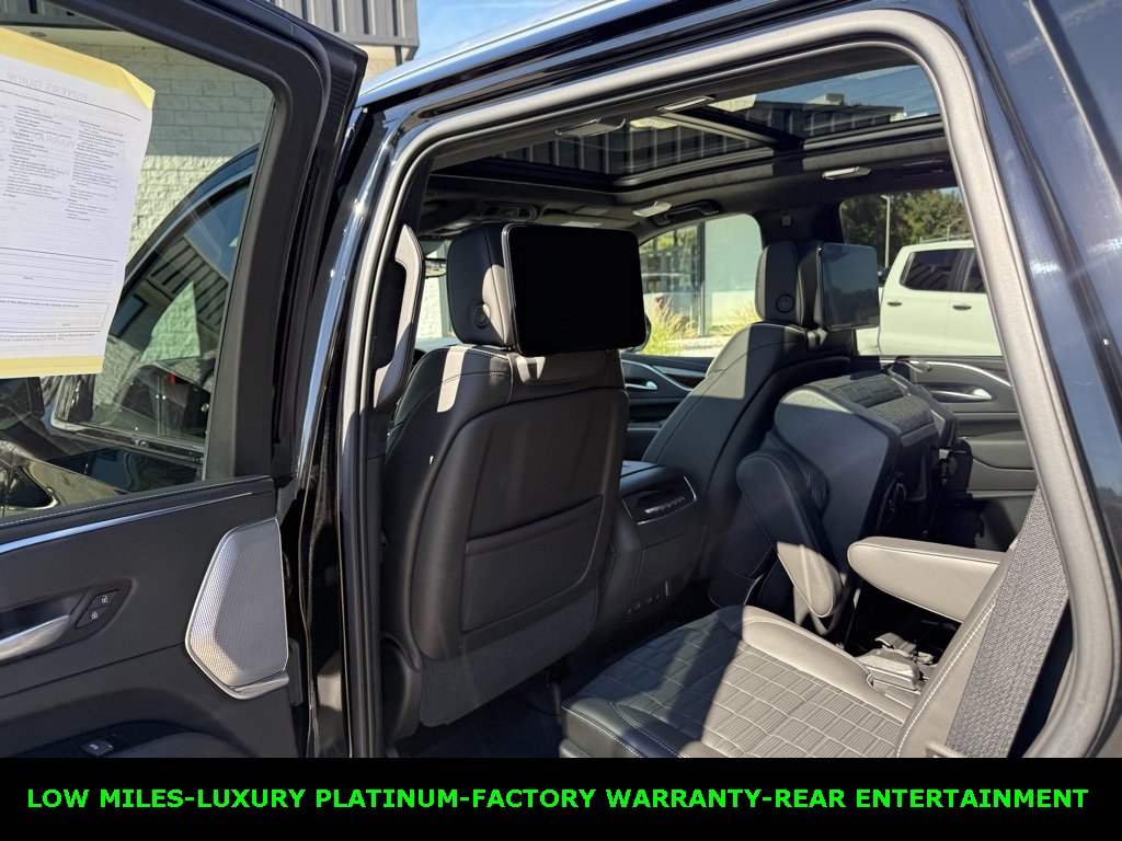 Used 2021 Cadillac Escalade Premium Luxury Platinum image 13