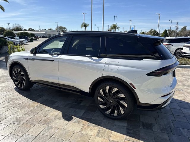 New 2025 Lincoln Nautilus Reserve w/ Jet Appearance Package image 4