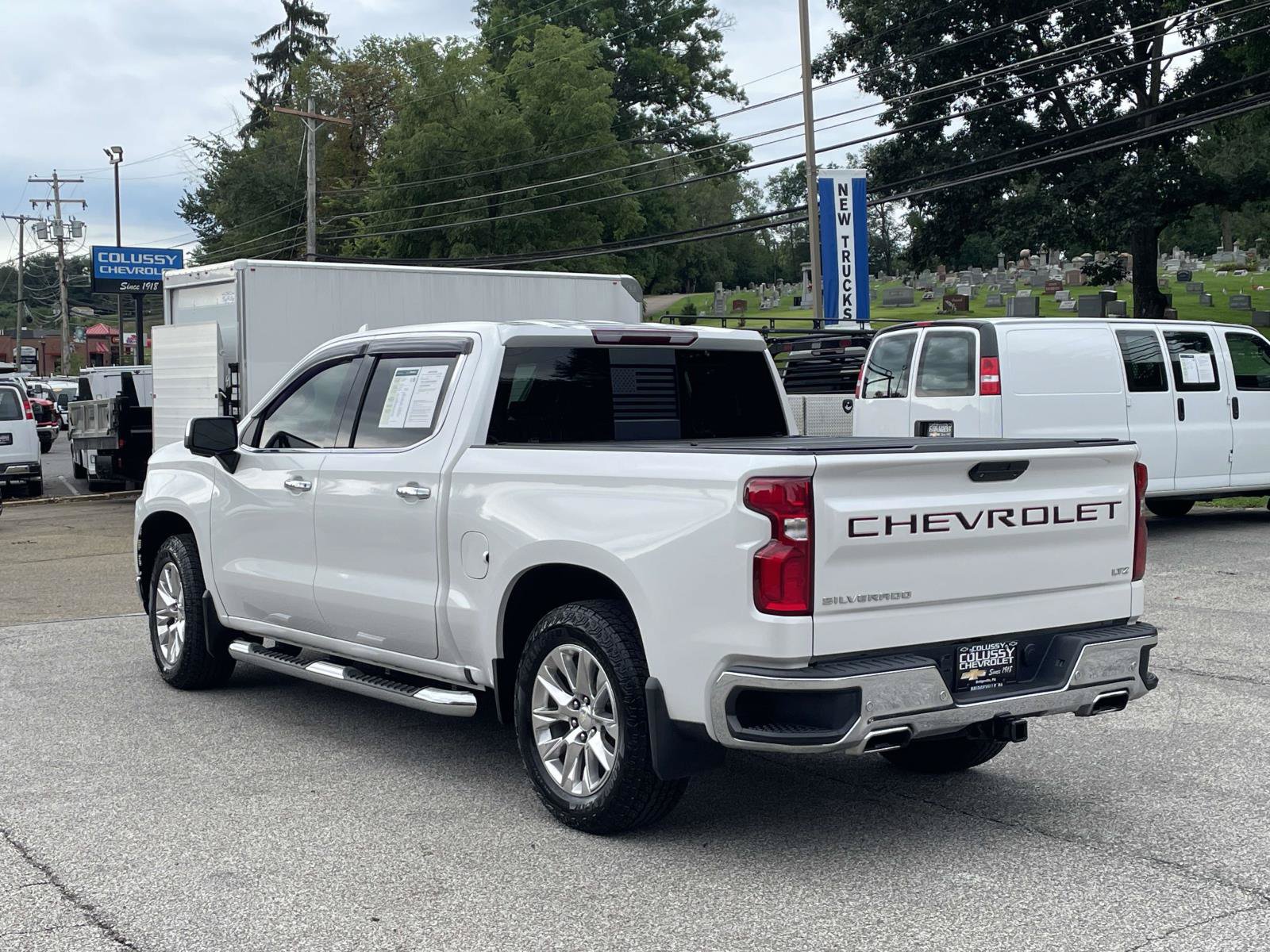 Certified 2022 Chevrolet Silverado 1500 LTZ w/ LTZ Premium Package AWD/4WD image 5