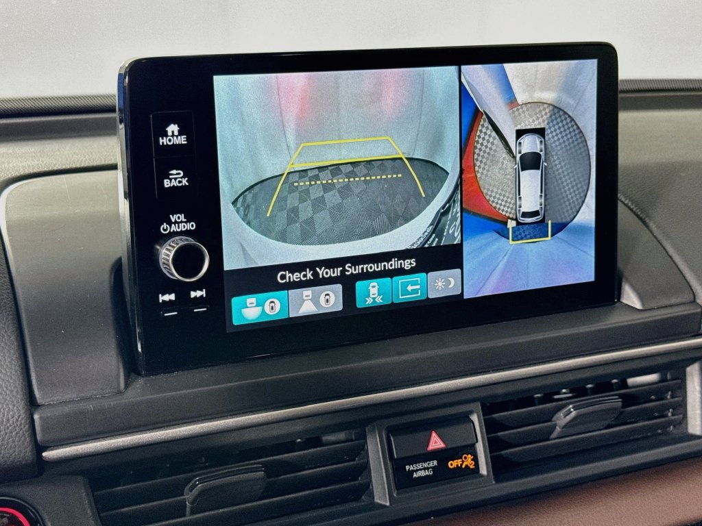 Used 2024 Honda Pilot Elite image 14