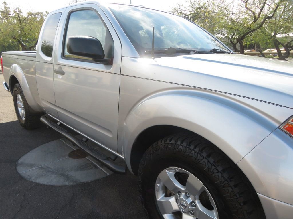 Used 2013 Nissan Frontier SV w/ SV Value Truck Pkg image 9