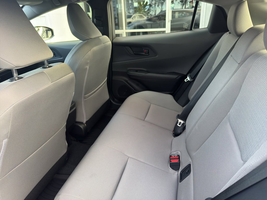Used 2024 Toyota Prius LE image 8