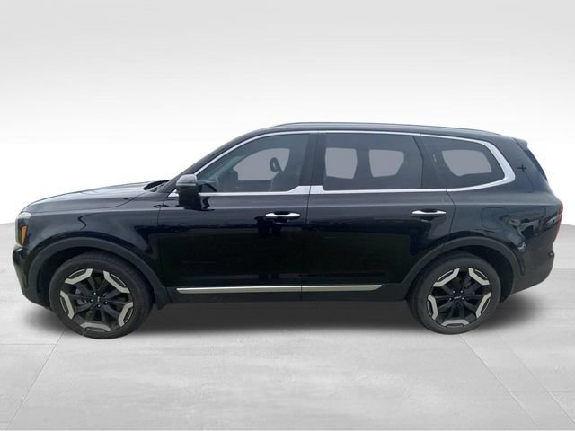 Used 2024 Kia Telluride S AWD/4WD image 3