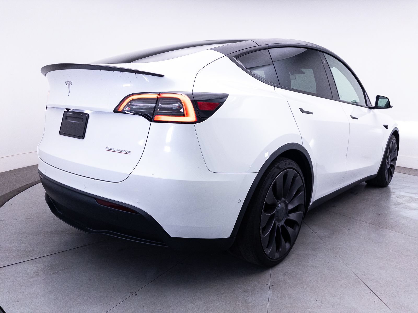 Used 2021 Tesla Model Y Performance AWD/4WD image 15