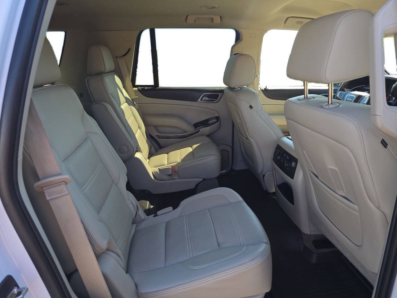 Used 2015 GMC Yukon Denali AWD/4WD image 45