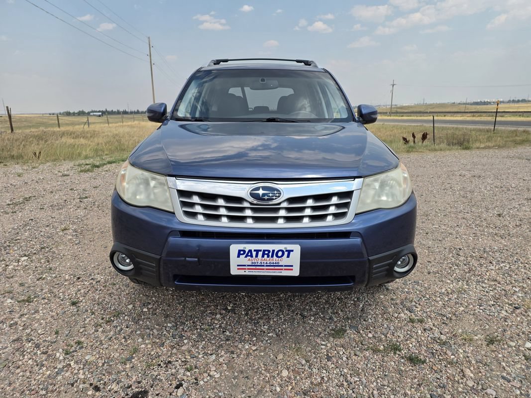 Used 2011 Subaru Forester 2.5X Touring AWD/4WD image 8