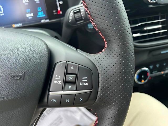 Used 2024 Ford Escape ST-Line w/ Equipment Group 301A FWD image 32