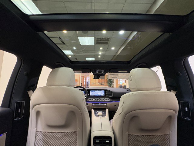 New 2026 Mercedes-Benz GLS 450 4MATIC image 20