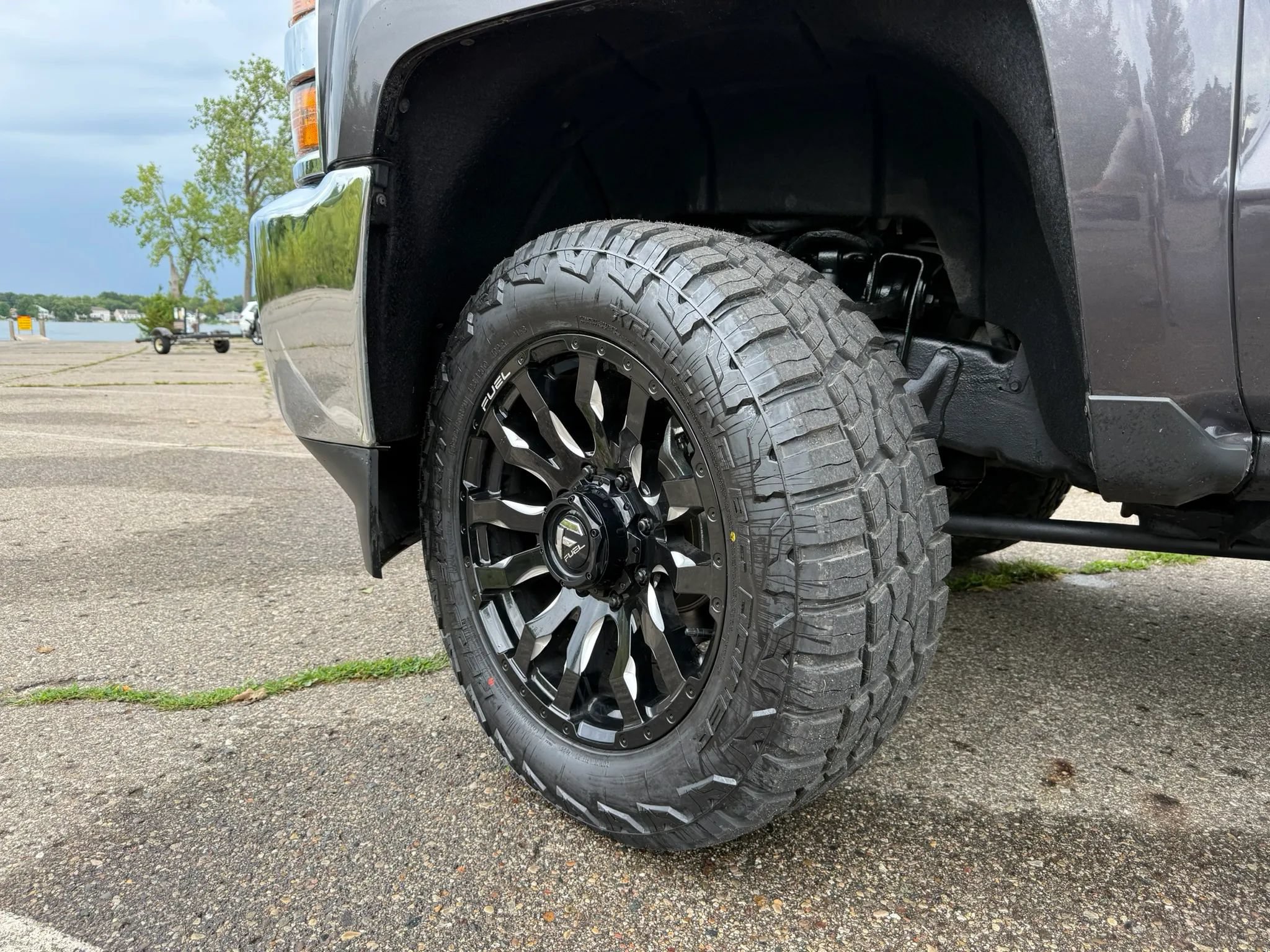 Used 2015 Chevrolet Silverado 2500 LTZ w/ Duramax Plus Package AWD/4WD image 7