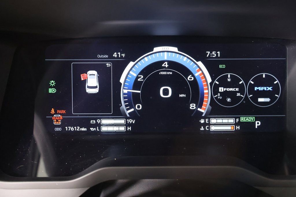 Used 2024 Toyota Sequoia Capstone image 4