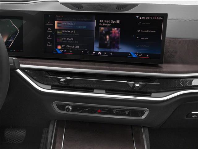 New 2027 BMW X7 M60i image 7