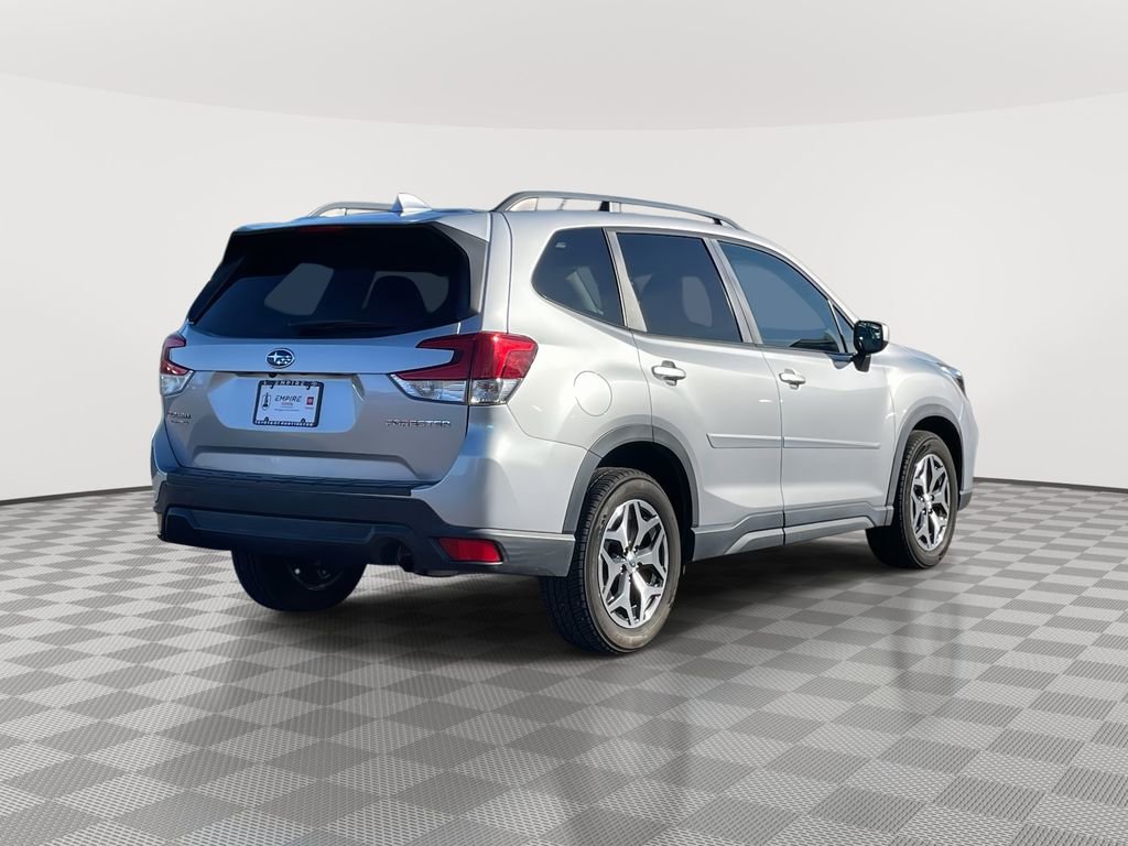 Used 2019 Subaru Forester Premium w/ All-Weather Package image 7