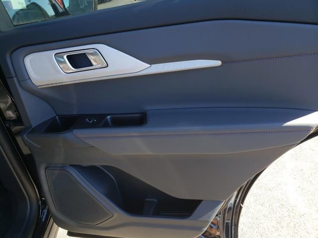 New 2025 Ford Explorer Active w/ Active Comfort Package image 21