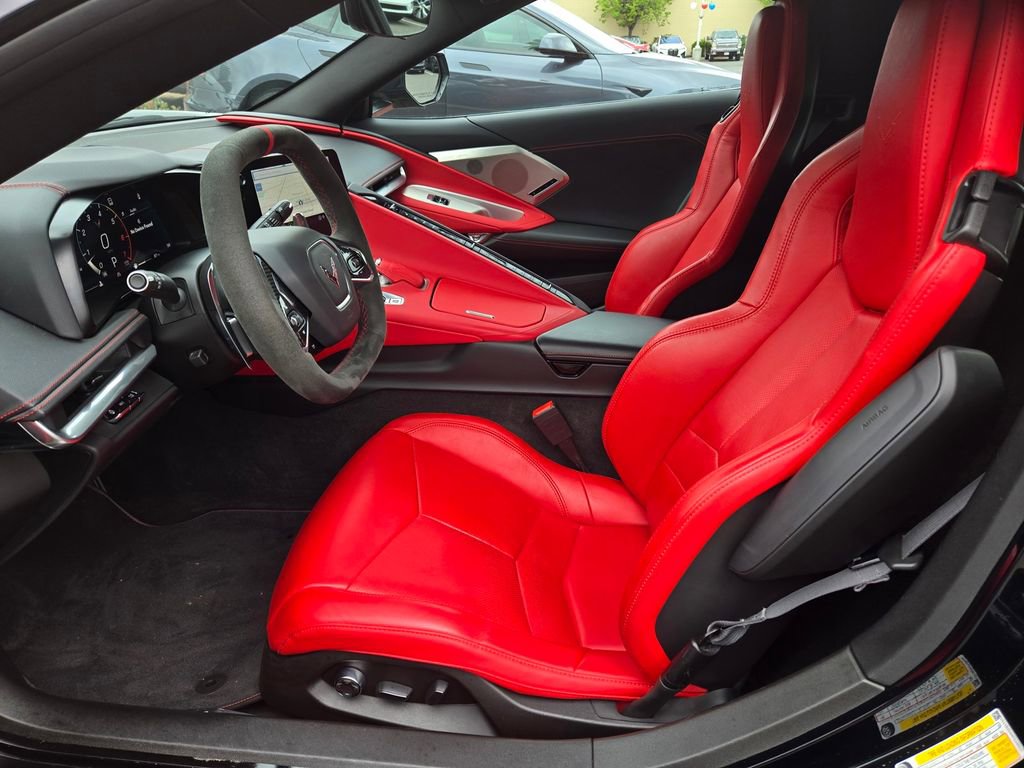 Used 2023 Chevrolet Corvette Stingray Preferred Cpe w/ Z51 Performance Package RWD image 18