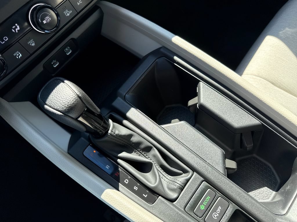 Certified 2023 Honda Accord EX image 29