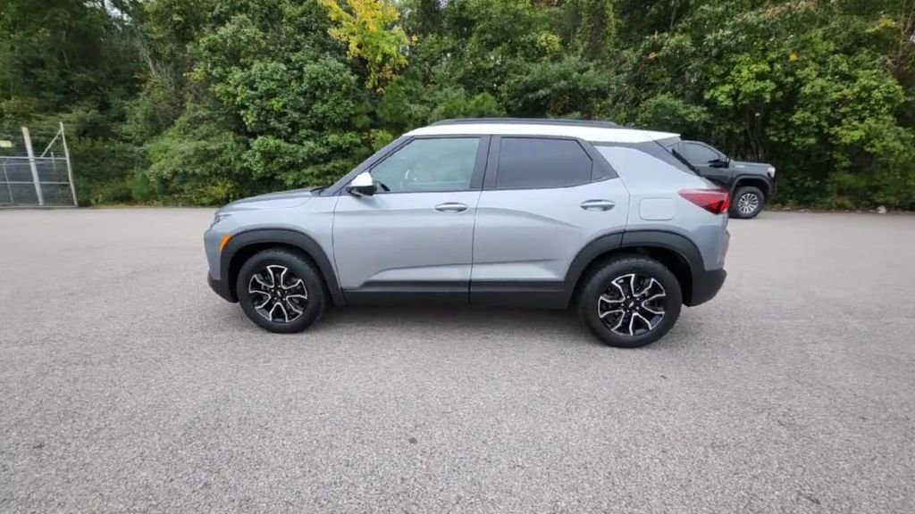 Certified 2023 Chevrolet TrailBlazer ACTIV w/ Sun and Liftgate Package image 10