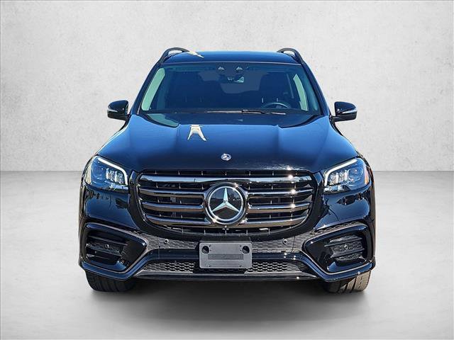 Used 2024 Mercedes-Benz GLS 580 4MATIC image 2