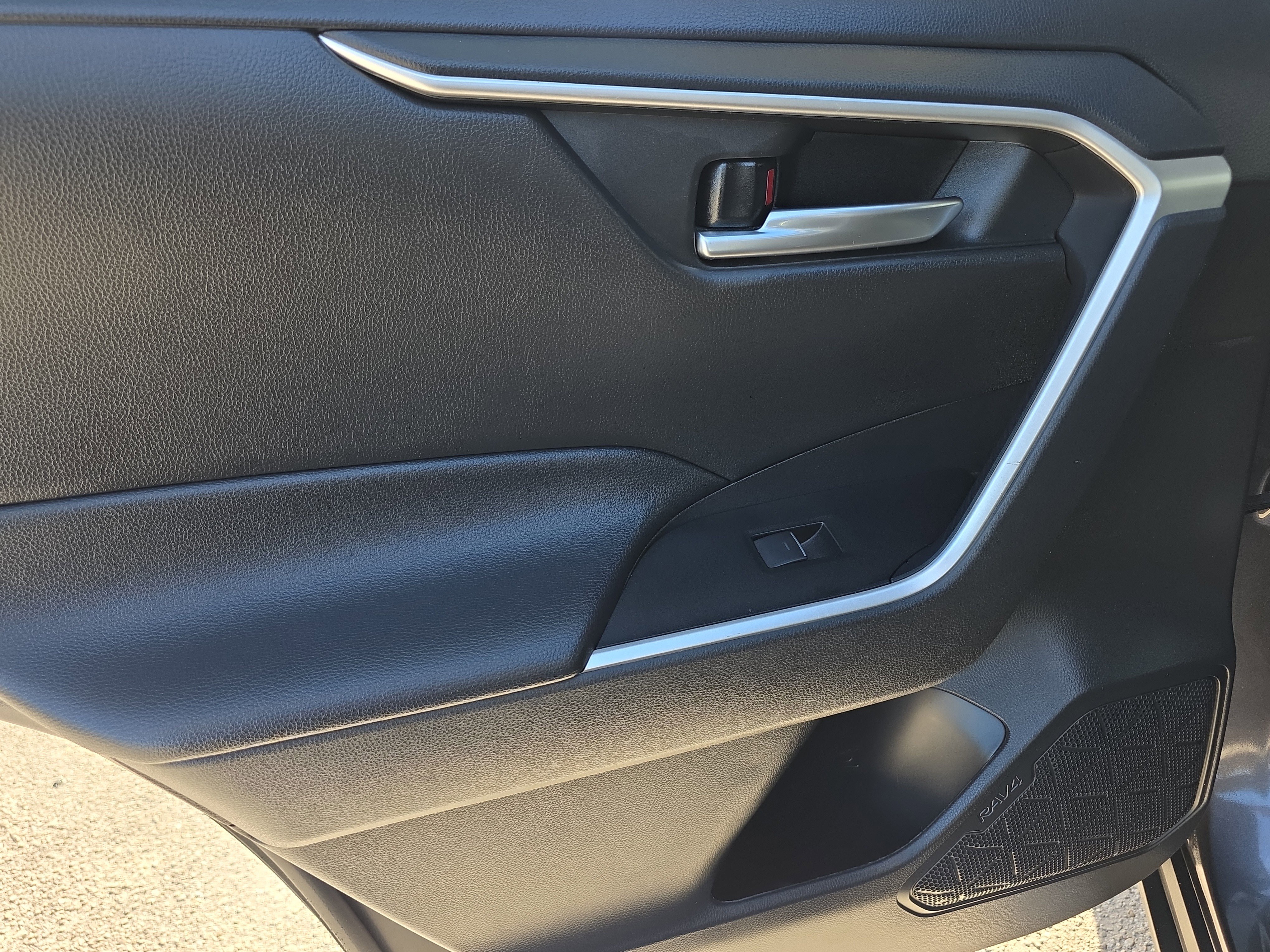 Used 2024 Toyota RAV4 XLE image 14