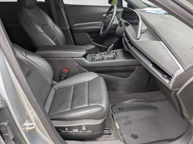 Used 2024 Cadillac XT4 Premium Luxury AWD/4WD image 19
