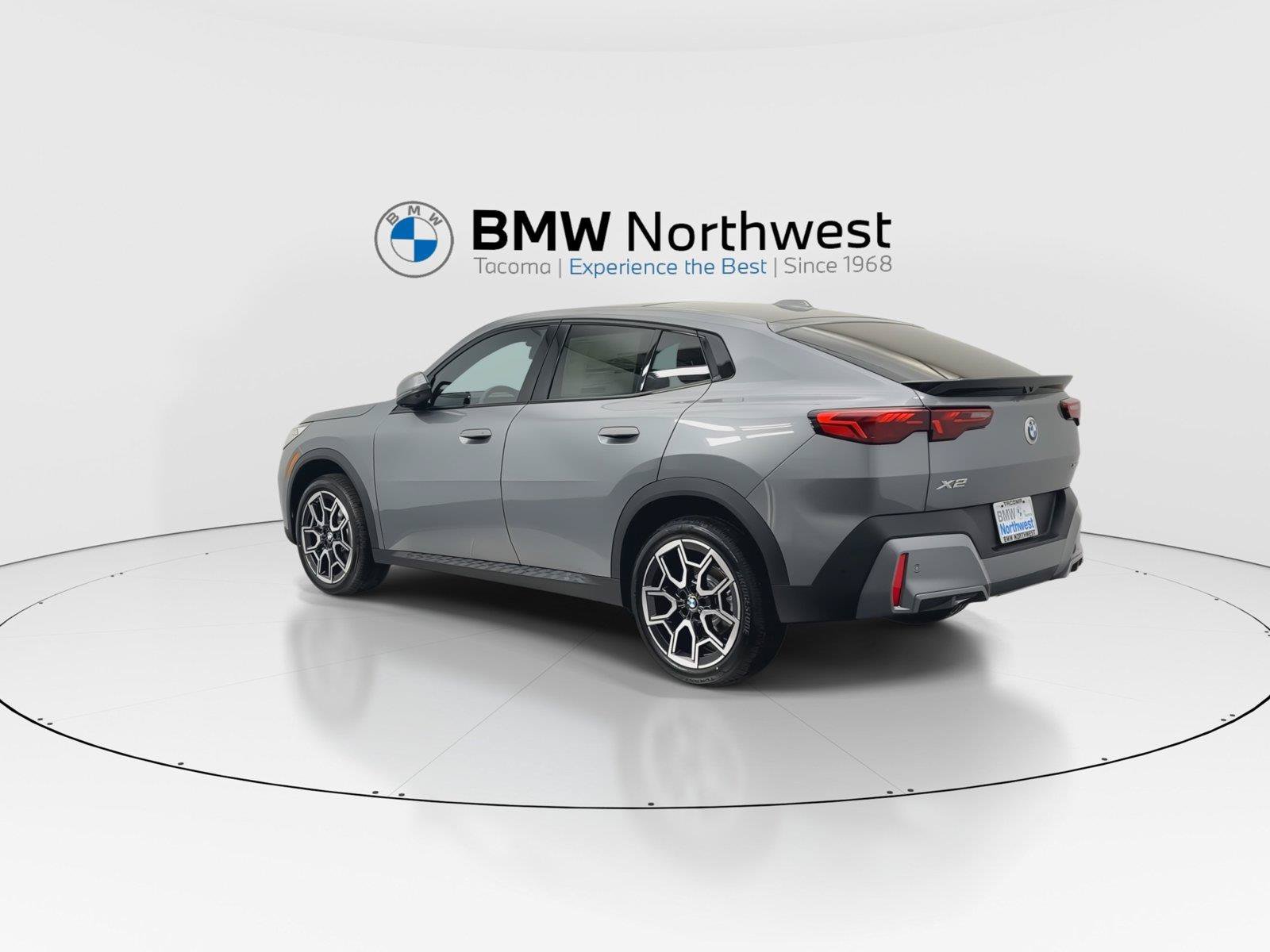 New 2026 BMW X2 xDrive28i w/ Technology Package AWD/4WD image 12