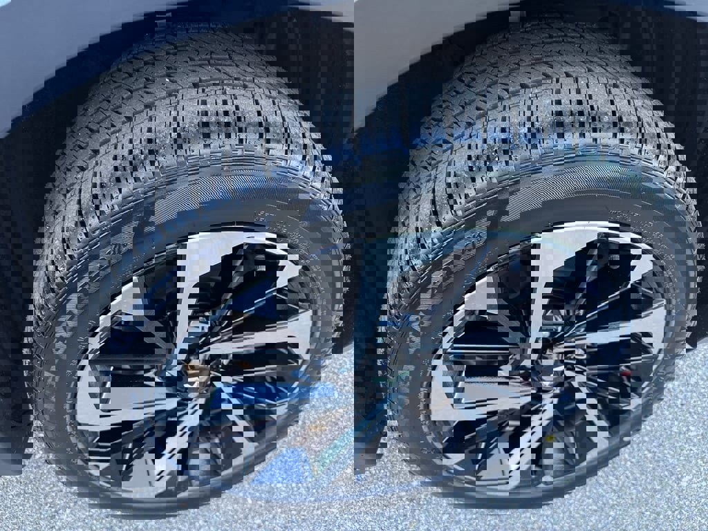 New 2025 Mitsubishi Outlander SE image 13