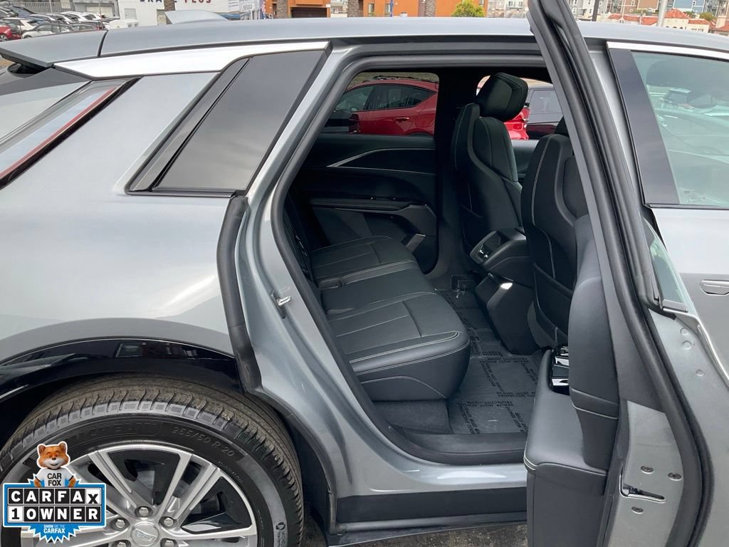 Used 2024 Cadillac Lyriq Luxury AWD/4WD image 53