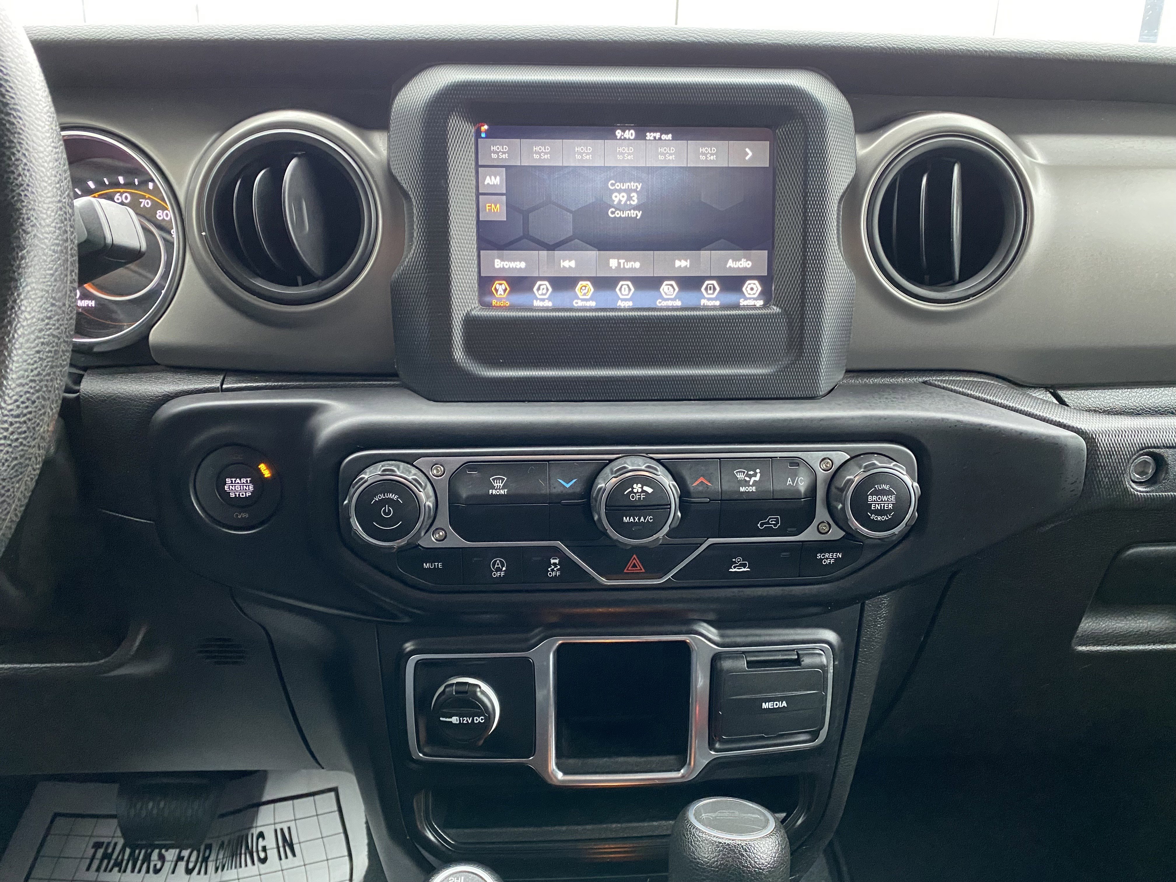 Used 2022 Jeep Gladiator Sport image 25