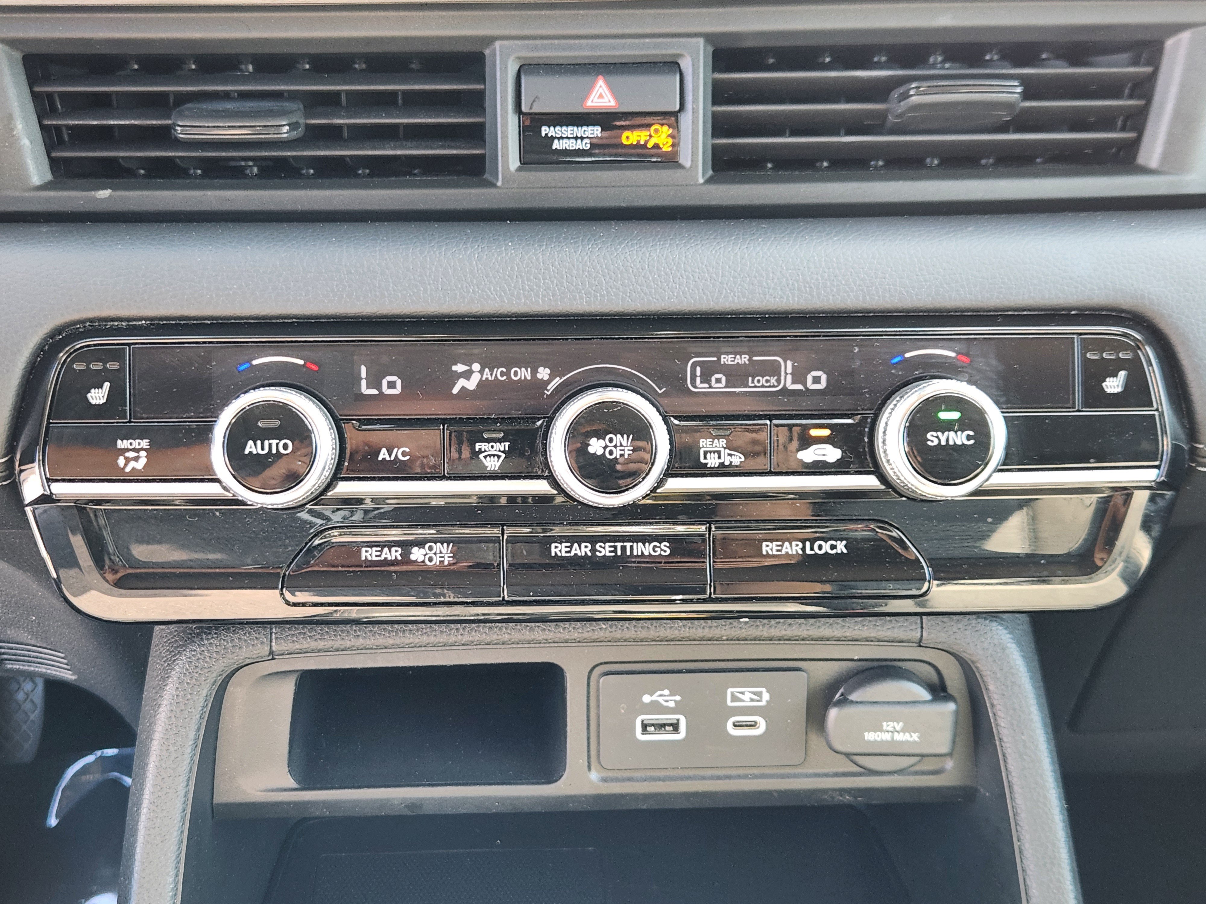 Certified 2023 Honda Pilot Touring image 23