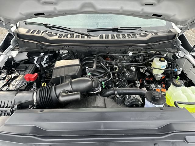 New 2026 Ford F350 XLT w/ XLT Premium Package AWD/4WD image 18