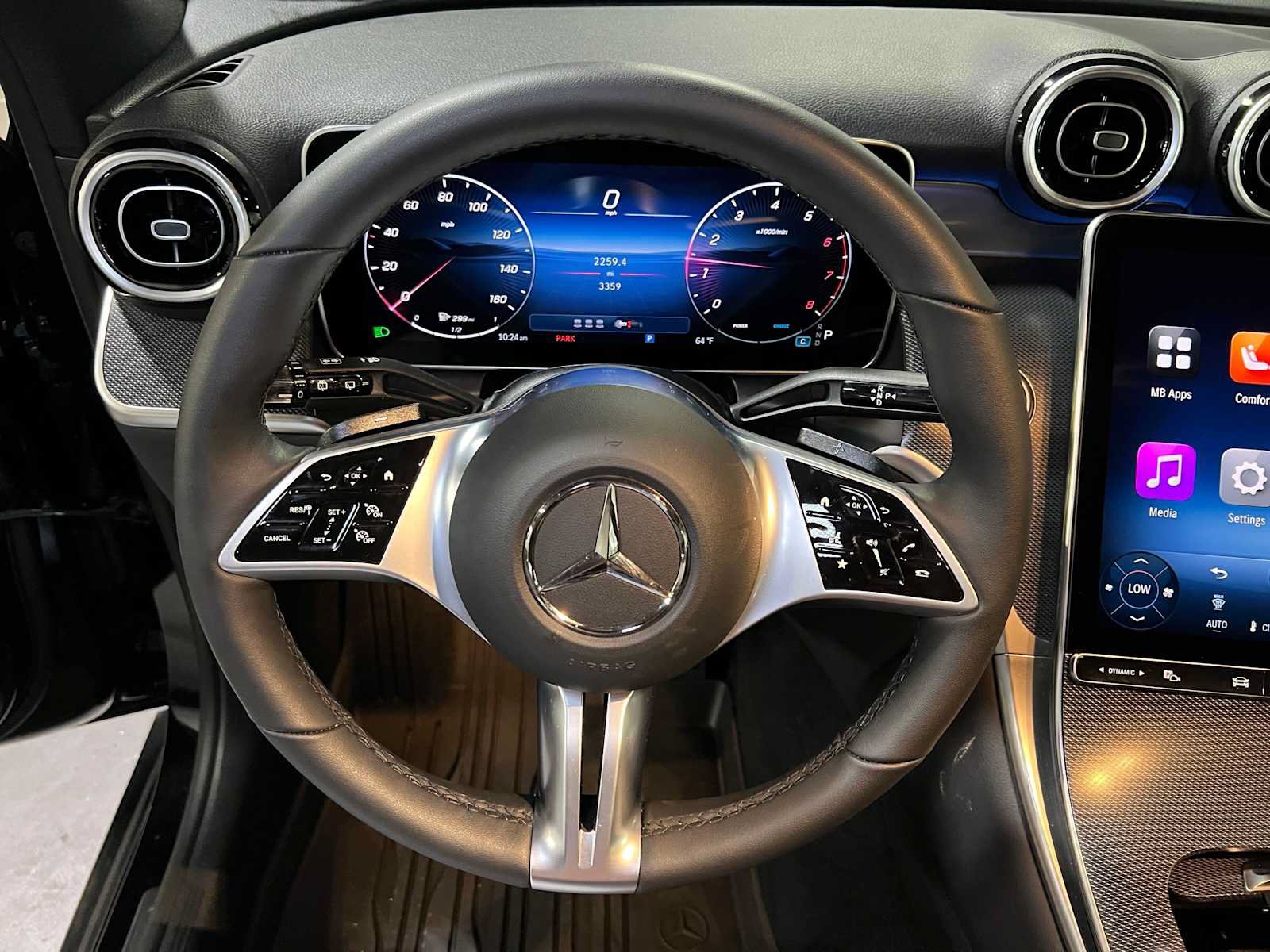 Used 2026 Mercedes-Benz GLC 300 4MATIC image 29