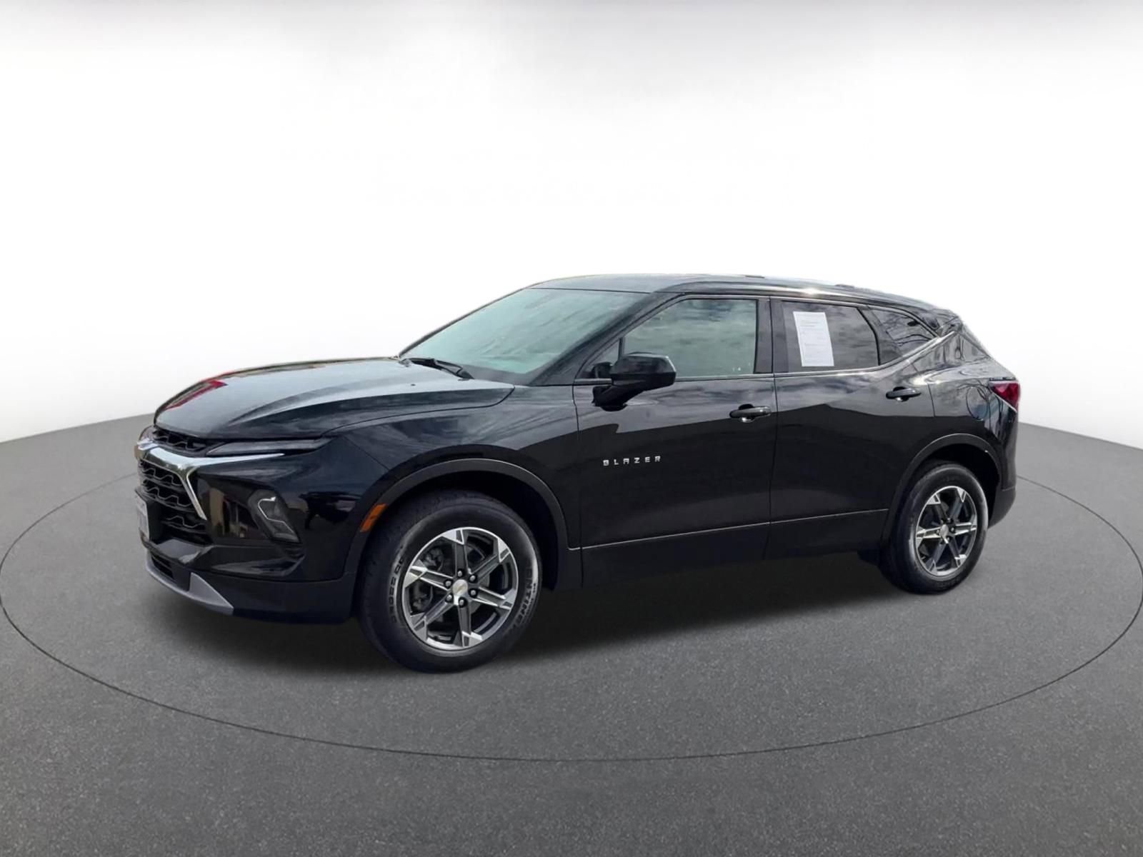 Used 2025 Chevrolet Blazer LT image 8