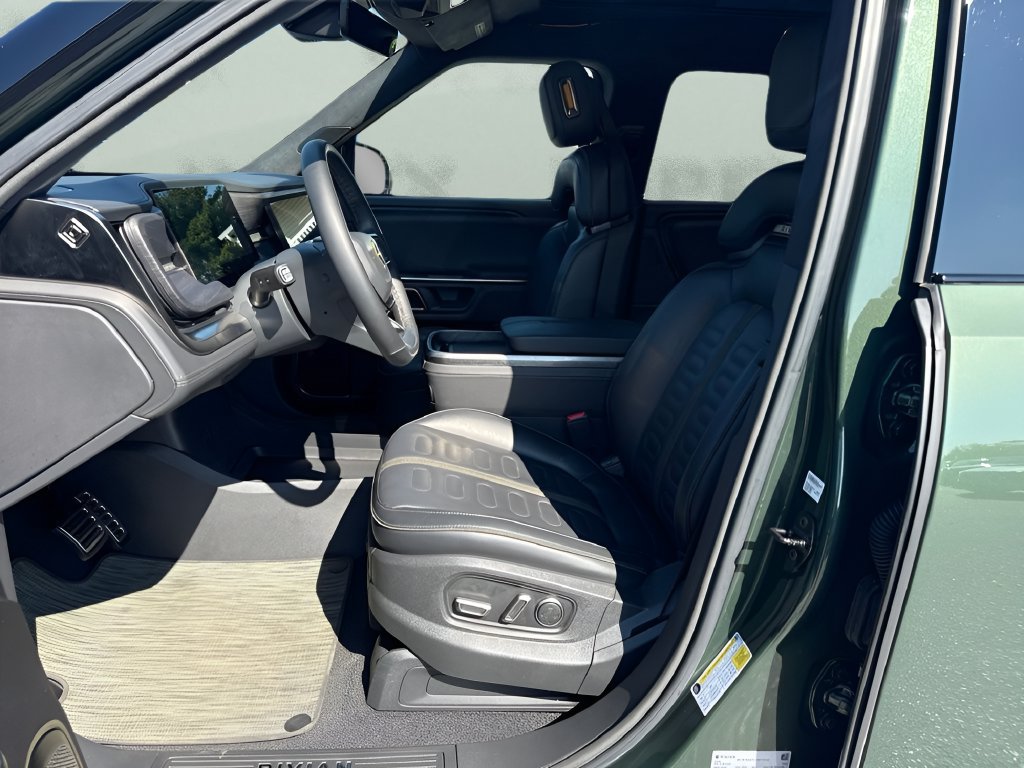Used 2024 Rivian R1S Adventure Quad AWD/4WD image 9